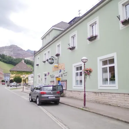 Eisenerzer Hof アイゼンエルツ