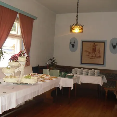 Ξενοδοχείο Eisenerzer Hof 3*