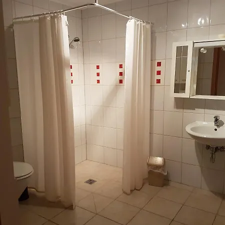 ホテル Eisenerzer Hof アイゼンエルツ